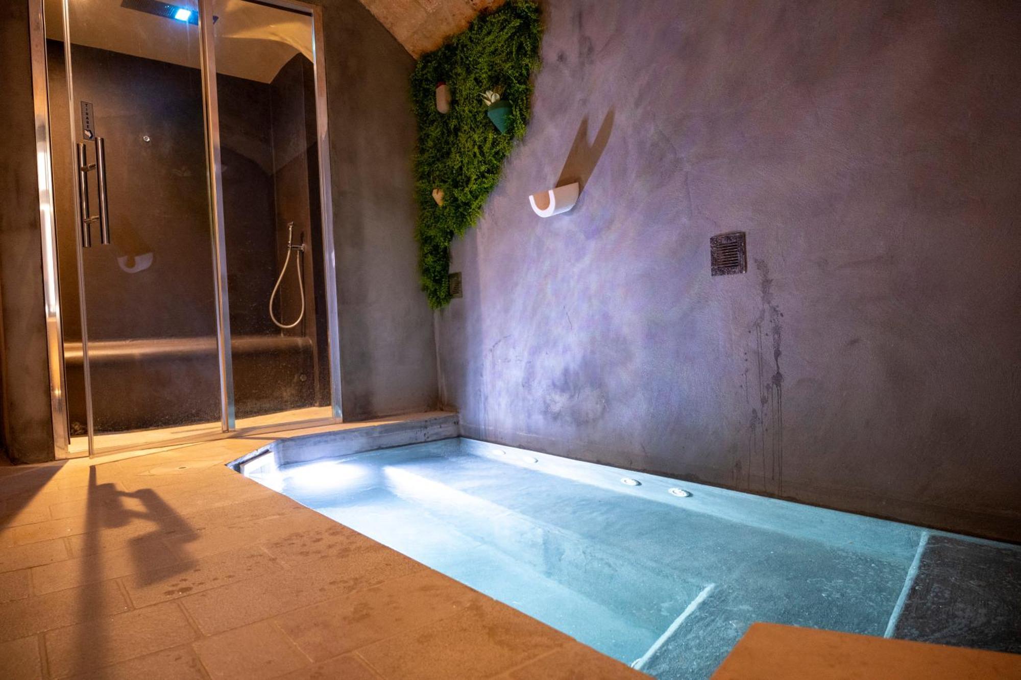 Aqva Luxury Apartment Spa Monopoli Exteriör bild