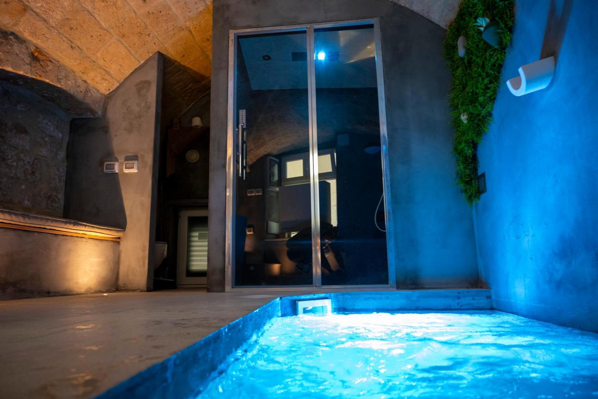 Aqva Luxury Apartment Spa Monopoli Exteriör bild
