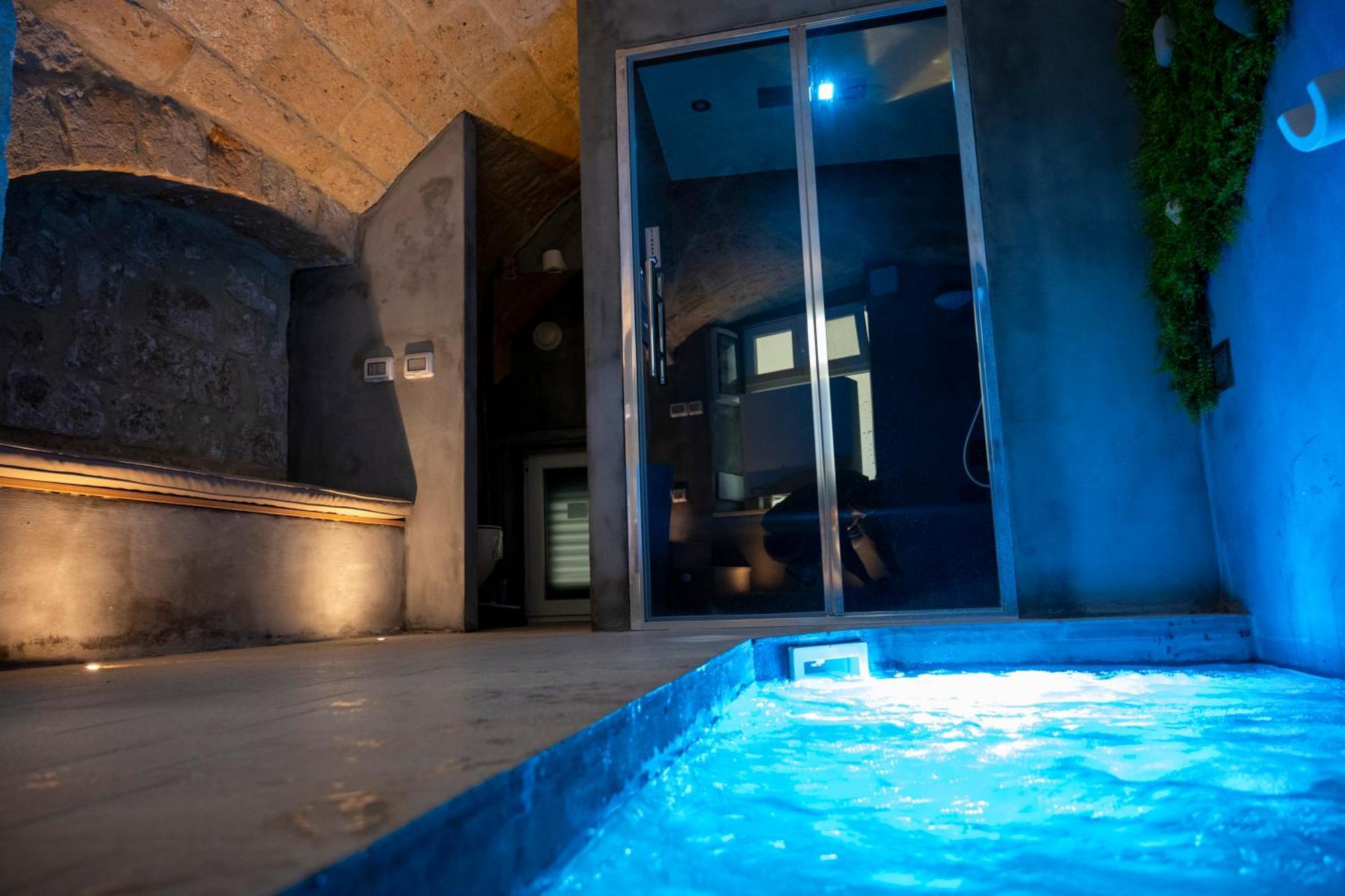 Aqva Luxury Apartment Spa Monopoli Exteriör bild